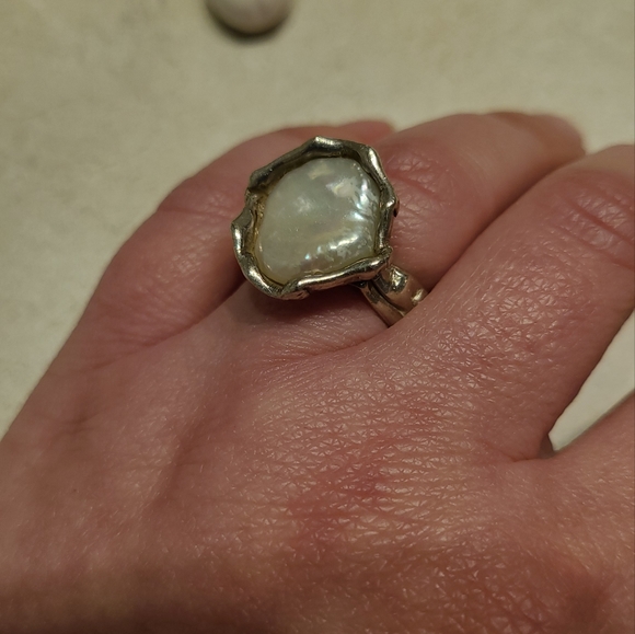 Sterling silver and mother of pearl ring - Picture 6 of 8